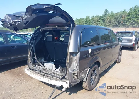 2018 Dodge Grand Caravan Sxt z USA, uszkodzony, nr VIN 2C4RDGCG5JR328714